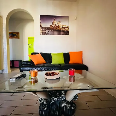 Casa Al Mare Valentina Viareggio